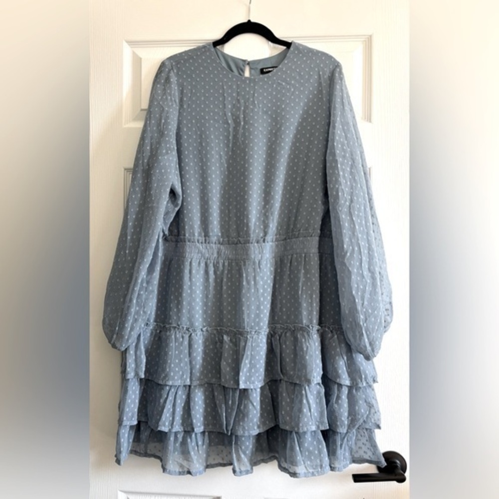 Express Clip Dot Tiered Smocked Waist dress. Layered Ruffles. Lined. NWOT